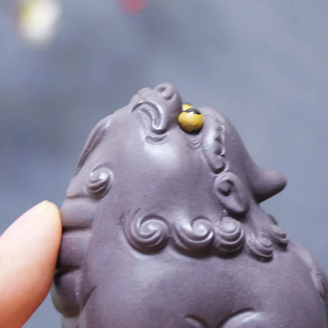 Yixing Zisha Handmade Skyward Lion Tea Pet (Auspicious Guardian Style)