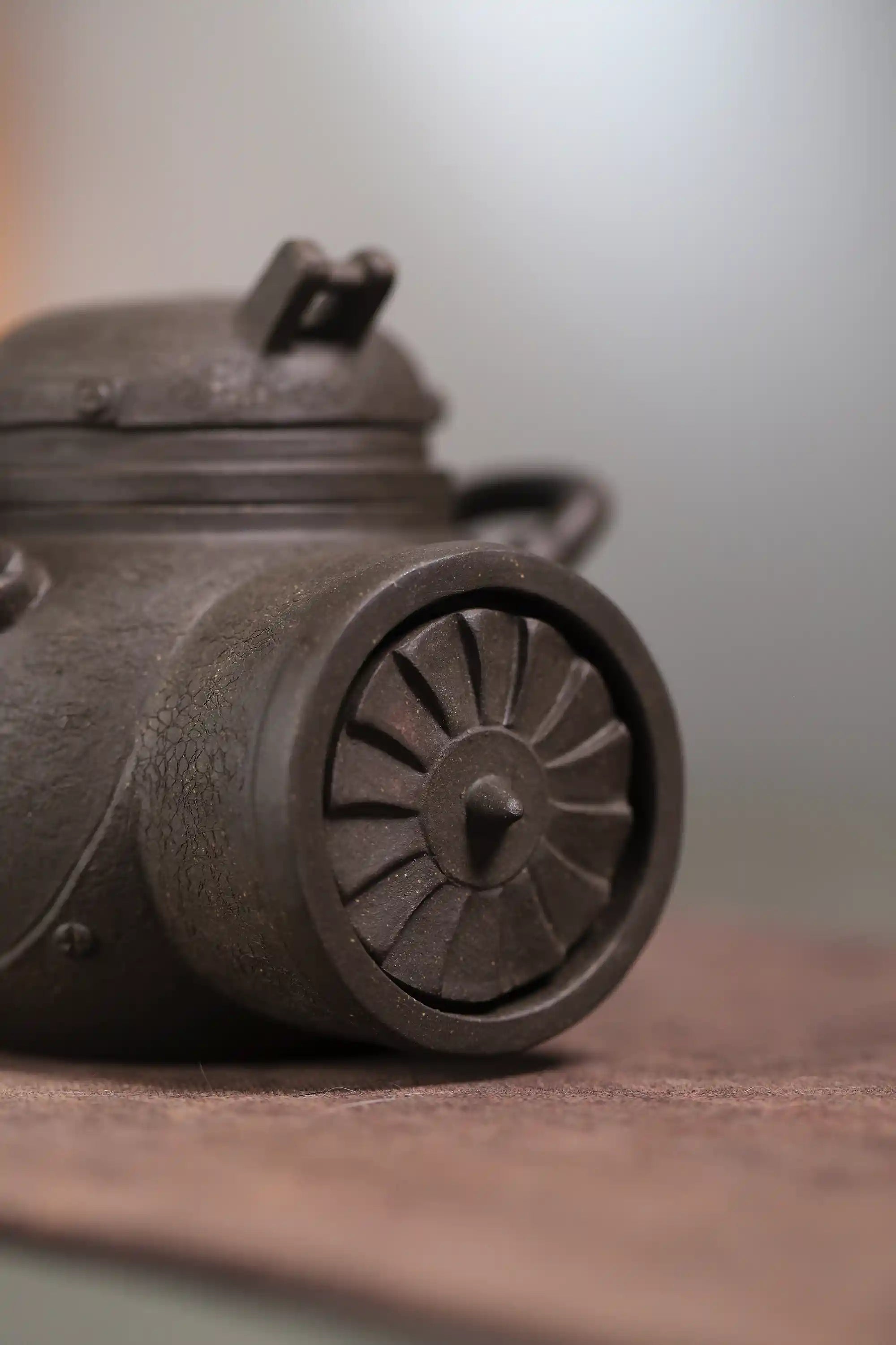 Yixing Zisha Handmade Submarine Teapot