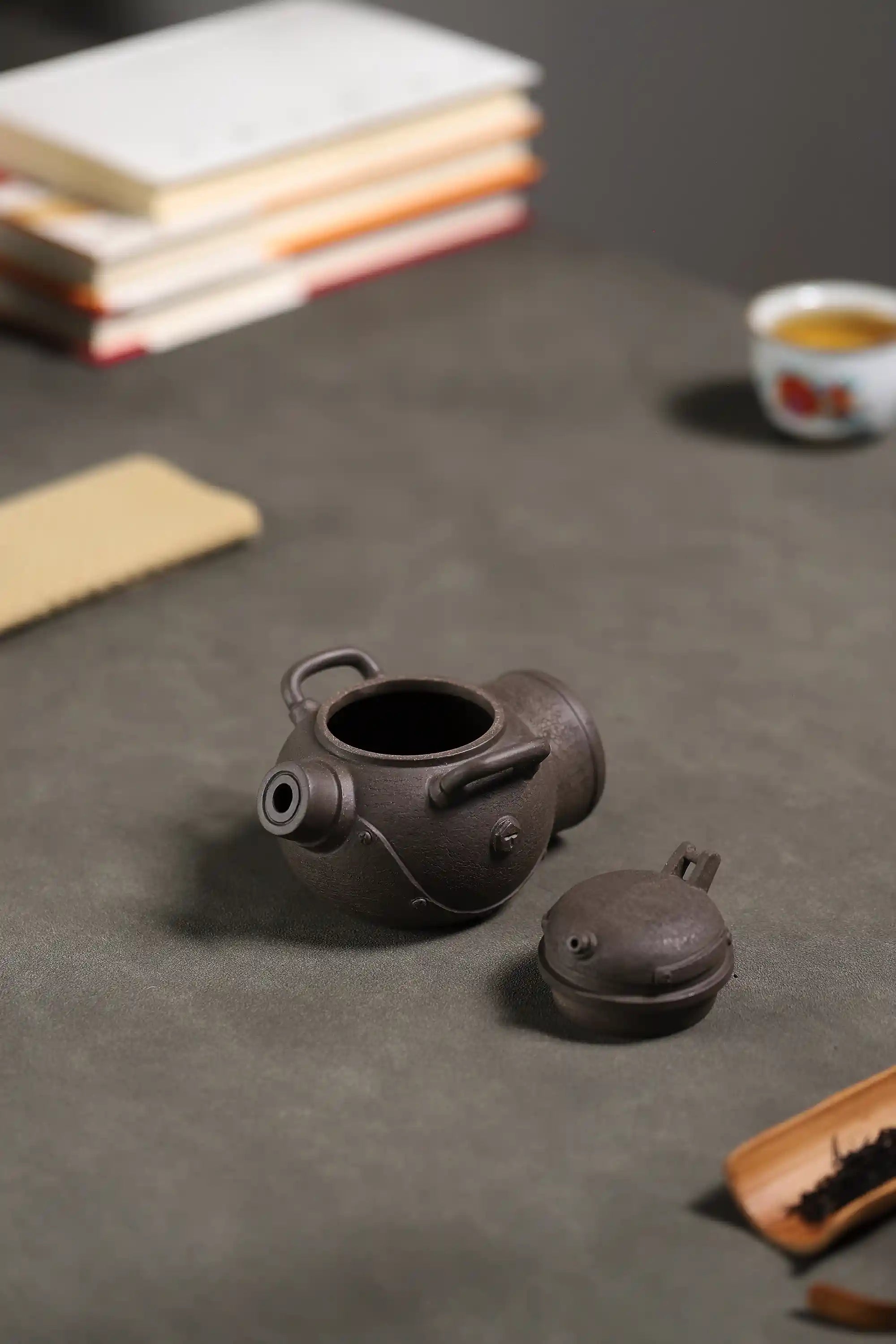 Yixing Zisha Handmade Submarine Teapot