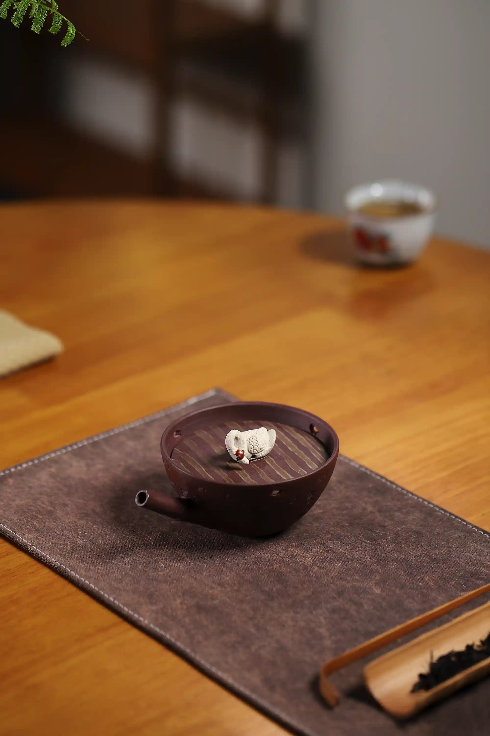 Yixing Zisha Handmade Swan Teapot