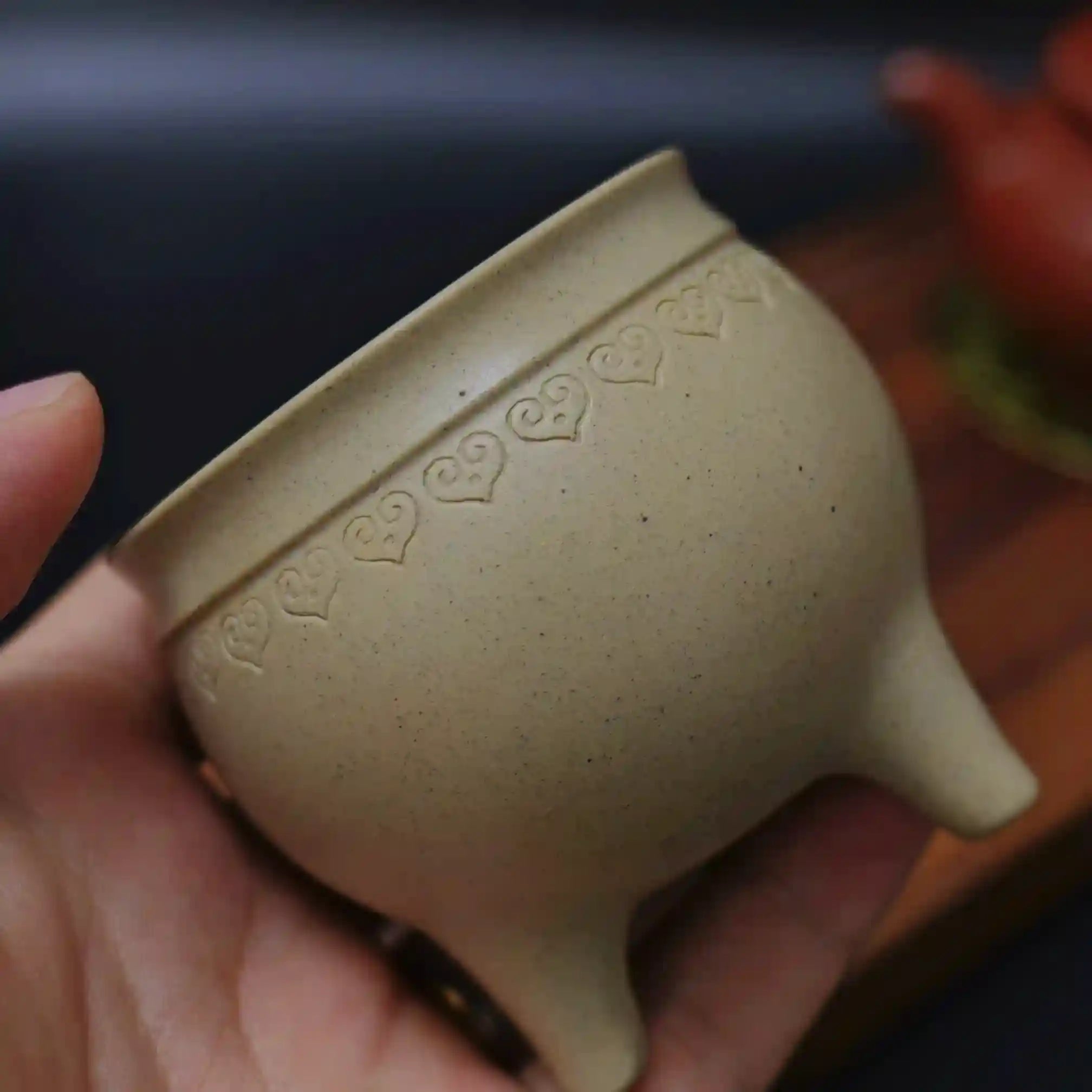 Yixing Zisha Handmade Three-Legged Cloud-Heart Incense Burner Teacup