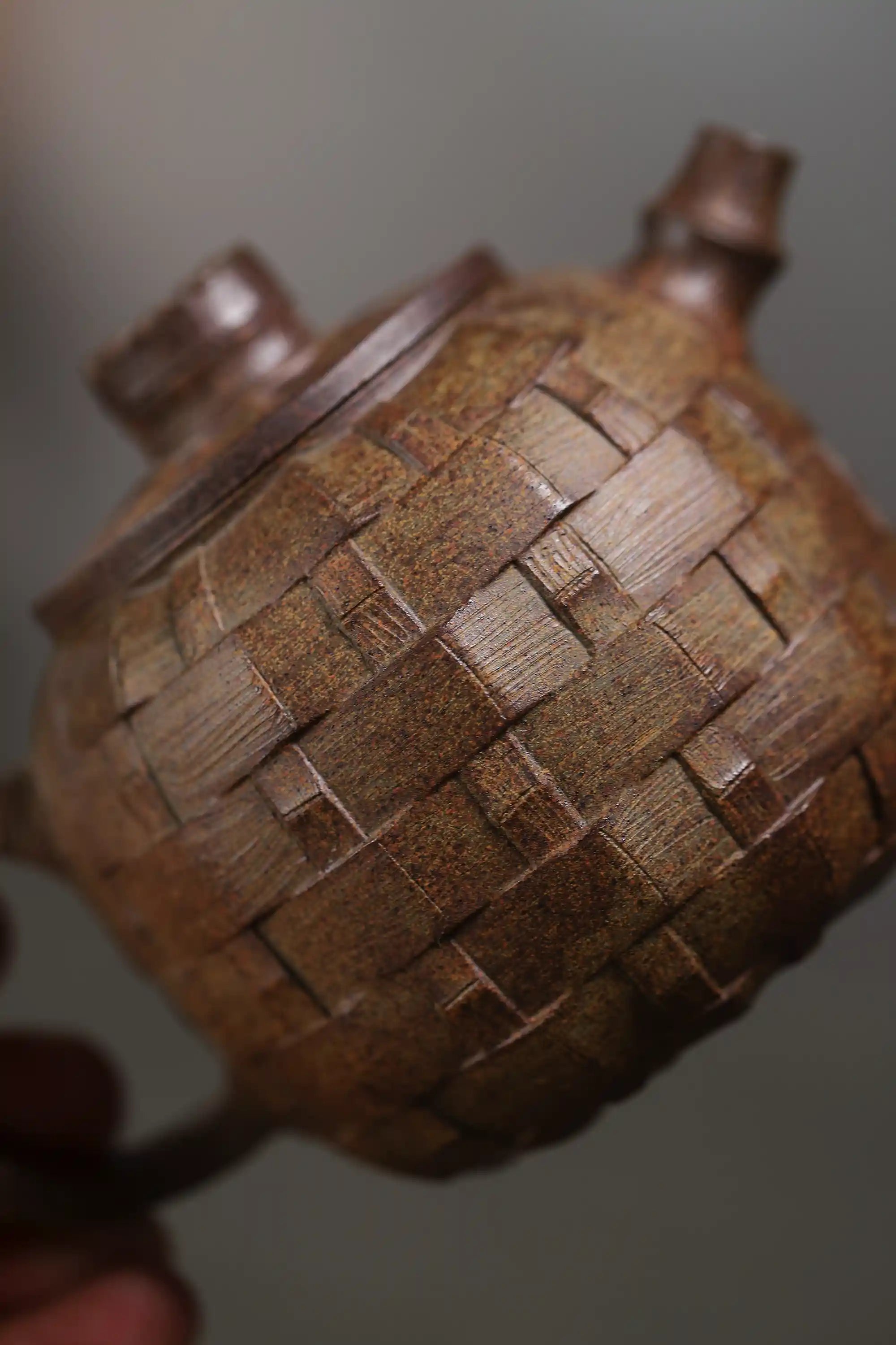 Yixing Zisha Handmade Woven Pattern Teapot