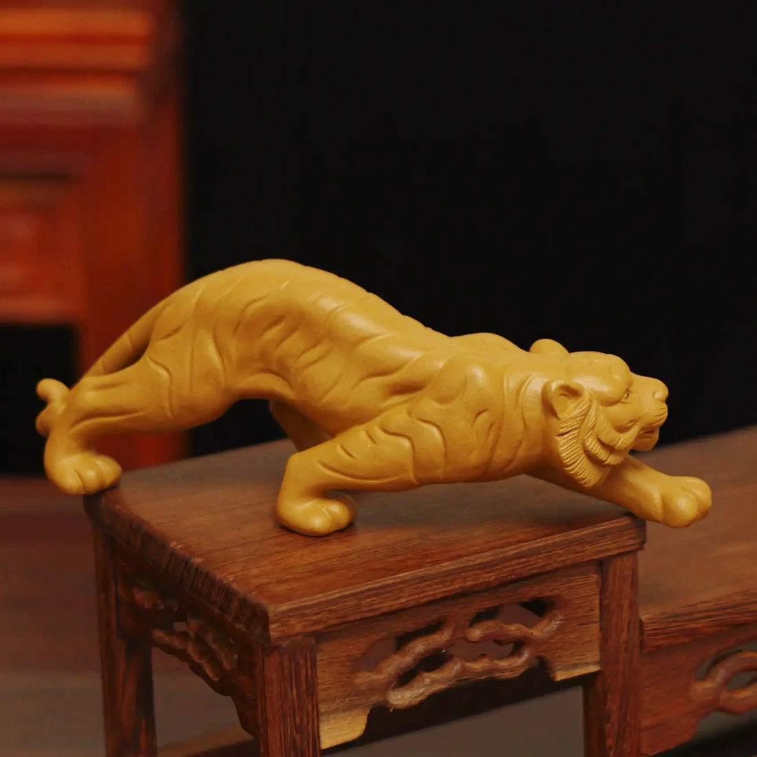 Yixing Zisha Handmade Yellow Tiger Tea Pet (Majestic Style)
