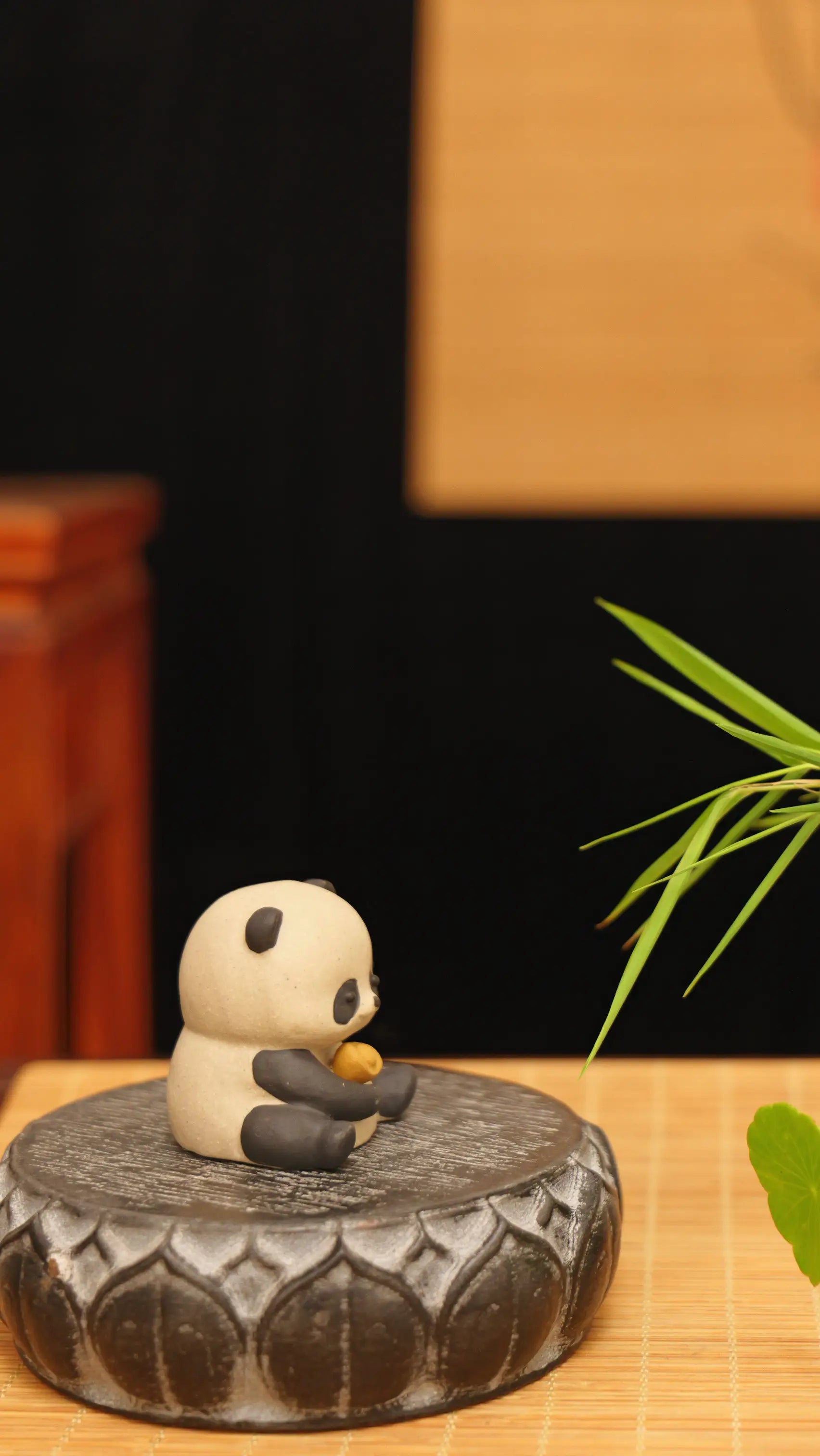 Yixing Zhu Ni Handmade Panda Tea Pet (Holding Ingot Fortune Style)