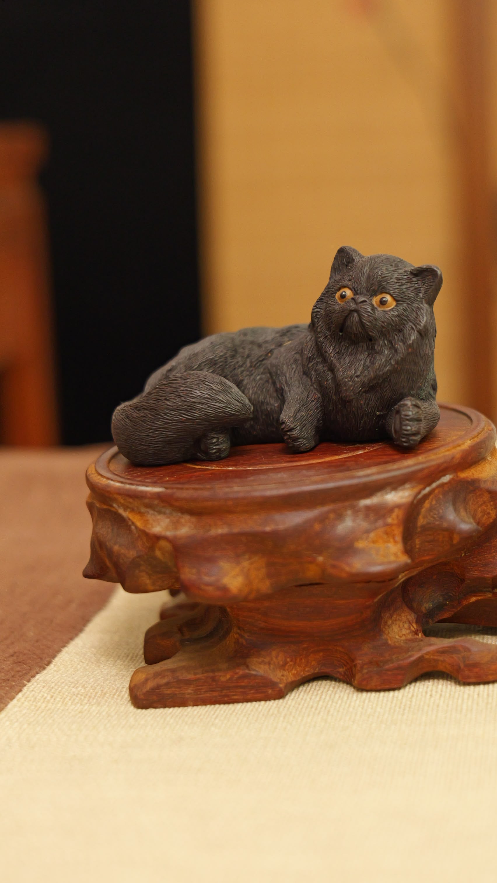 black lion cat handmade pottery figurine decor (tea pet) made by yixing purple clay