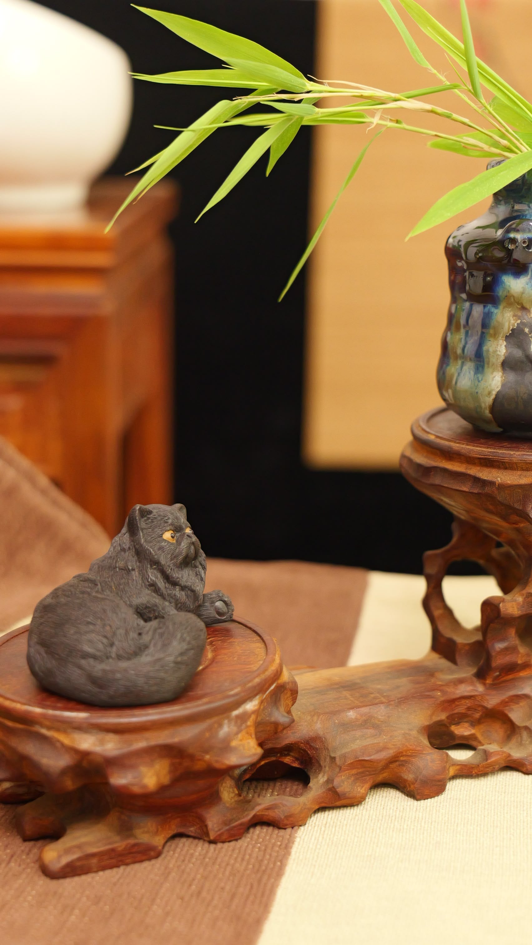 black lion cat handmade pottery figurine decor (tea pet) made by yixing purple clay