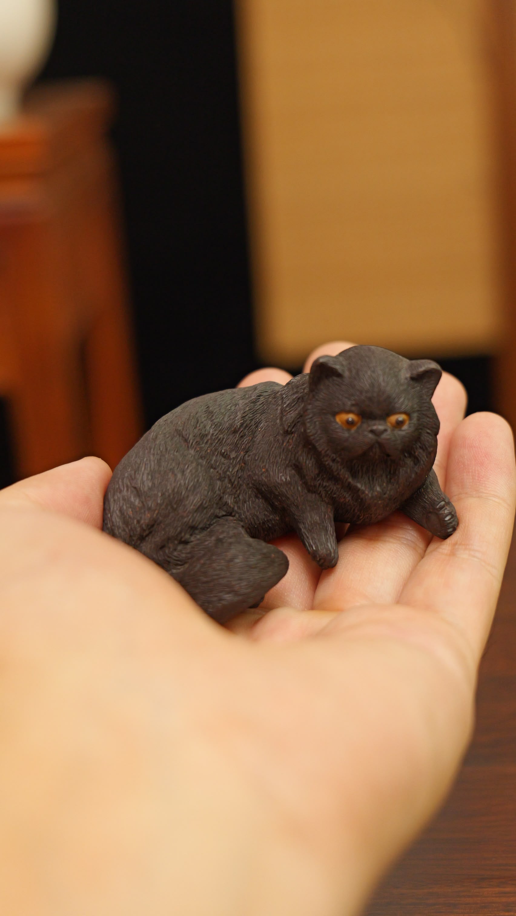 black lion cat handmade pottery figurine decor (tea pet) made by yixing purple clay