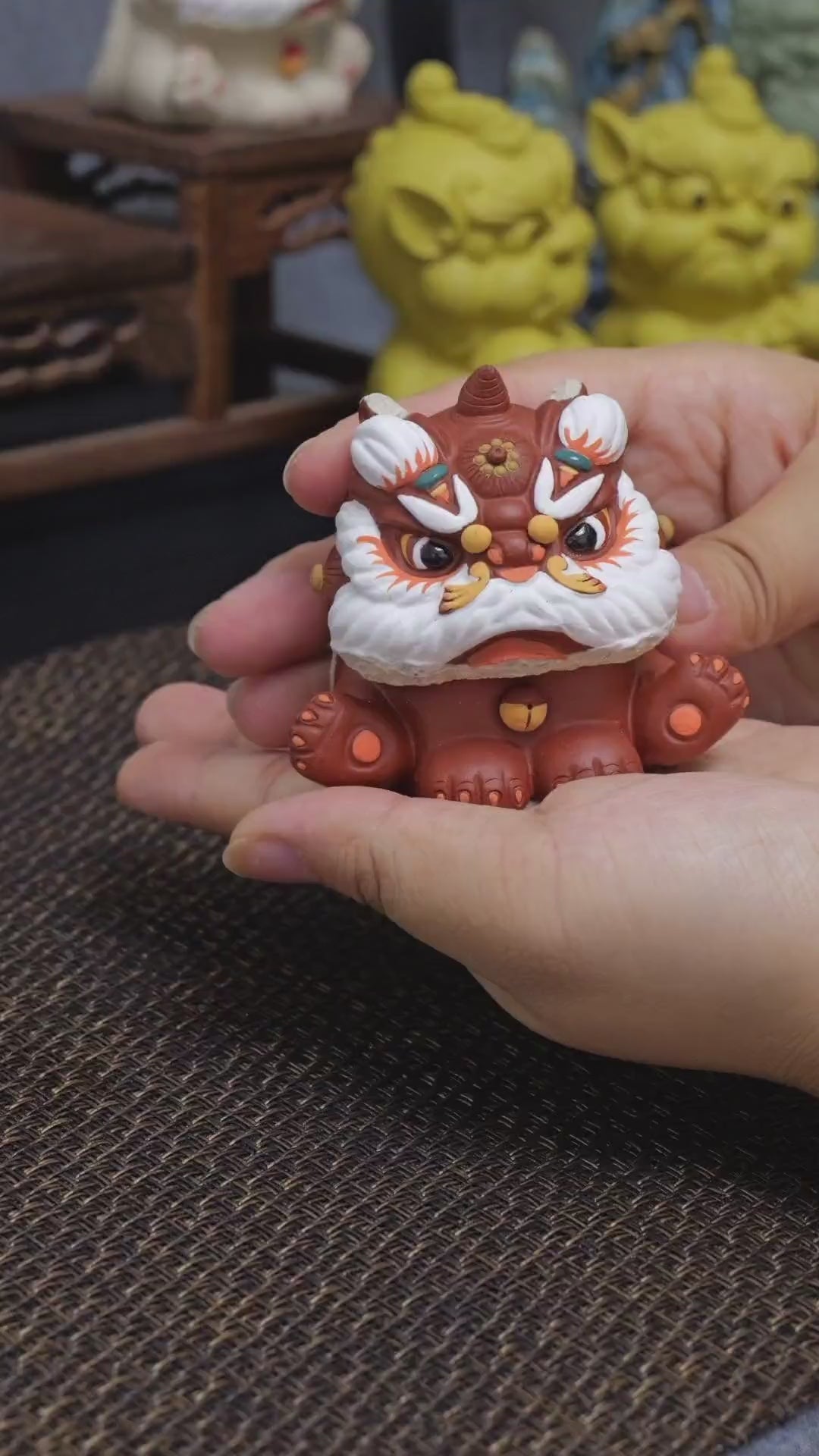 Yixing Zhu Ni Clay Handmade Sitting Guardian Lion Tea Pet