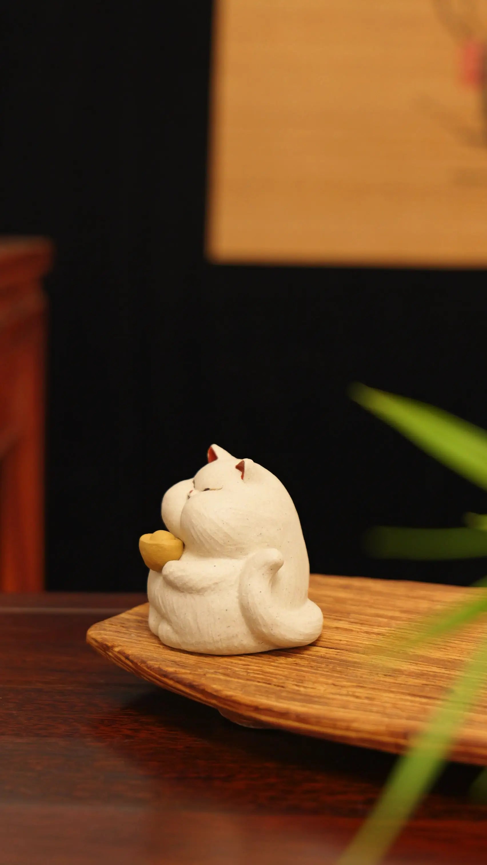 Lucky White Cat Tea Pet Holding Gold Ingot