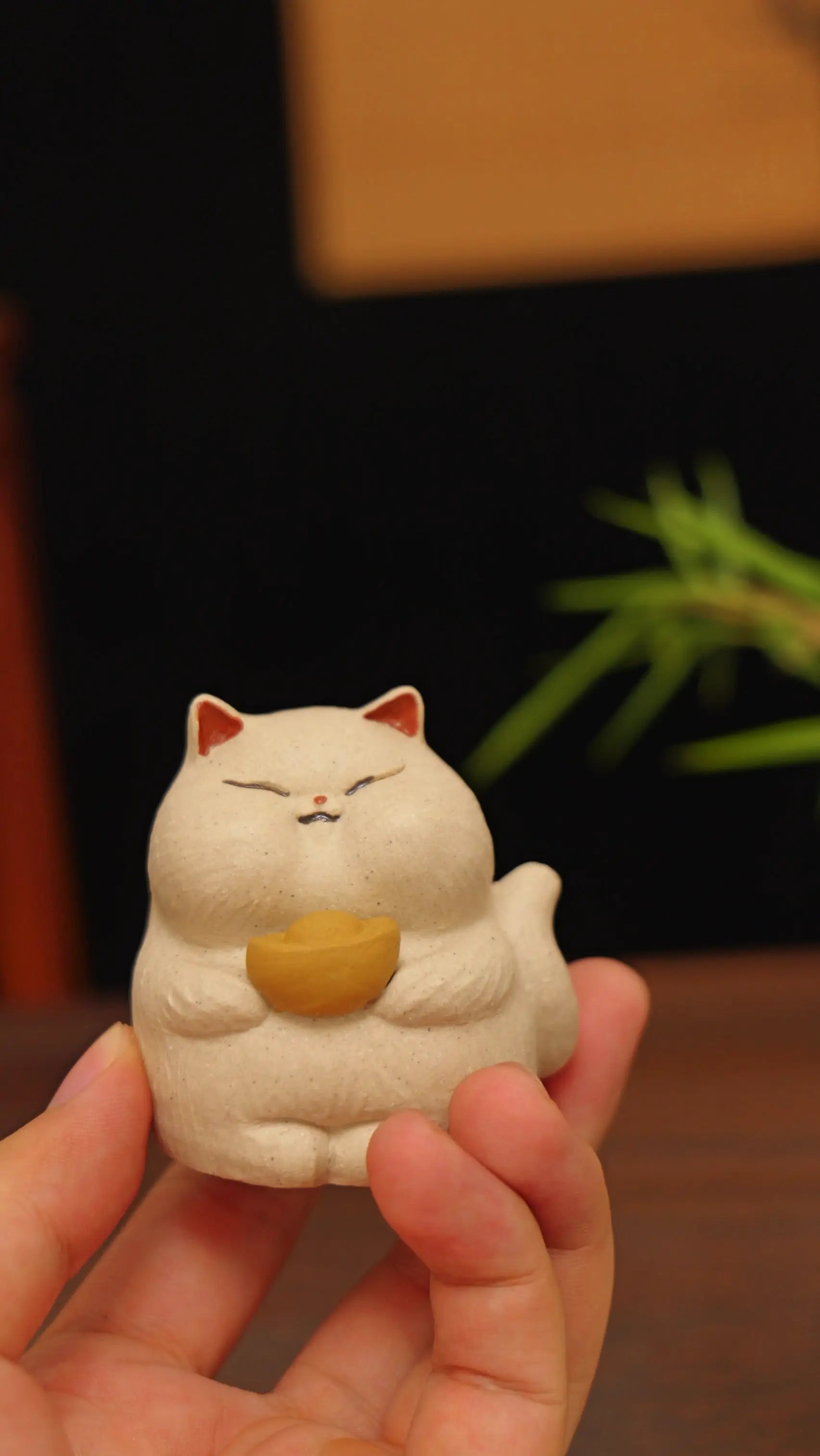 Lucky White Cat Tea Pet Holding Gold Ingot