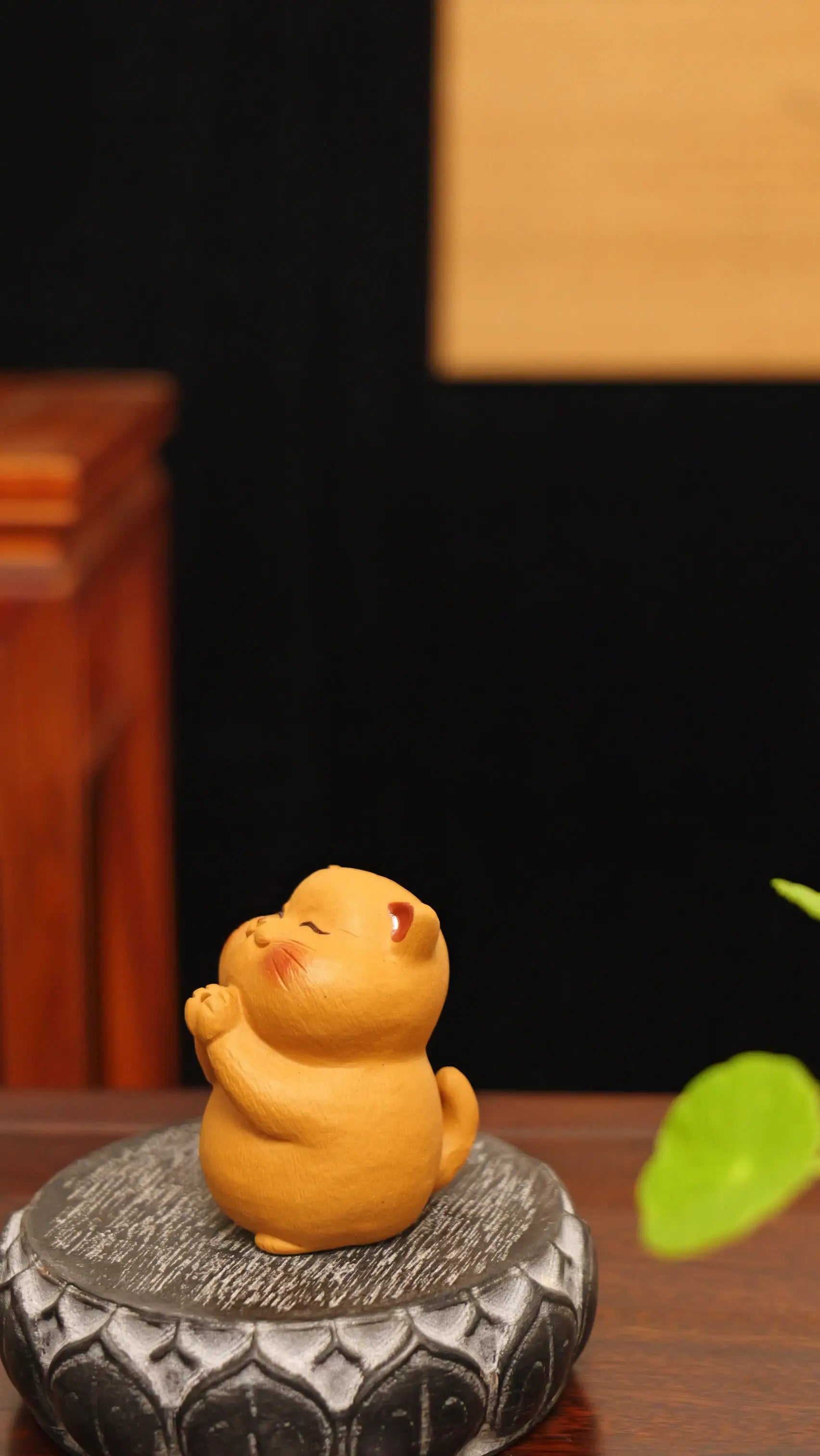 Yixing Handmade Lucky Cat Tea Pet (Praying Style)