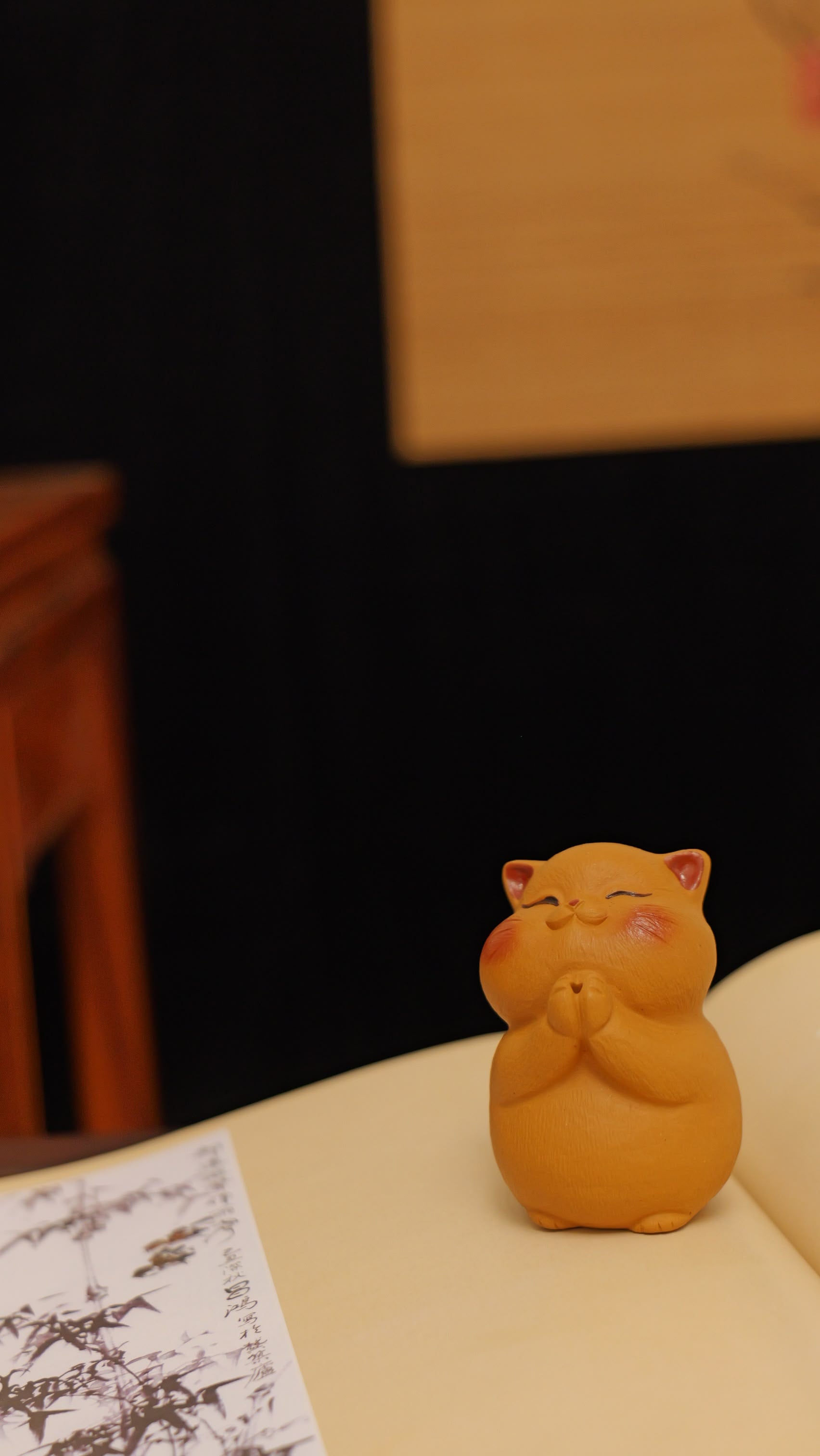 yellow fortune-inviting kitten handmade pottery figurine decor (tea pet) made by yixing purple clay